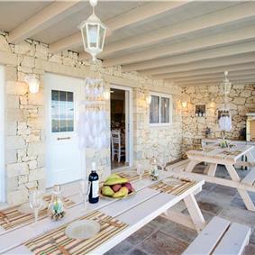 8 Bedroom villa with pool & seaview, near Acharavi, sleeps 16-18